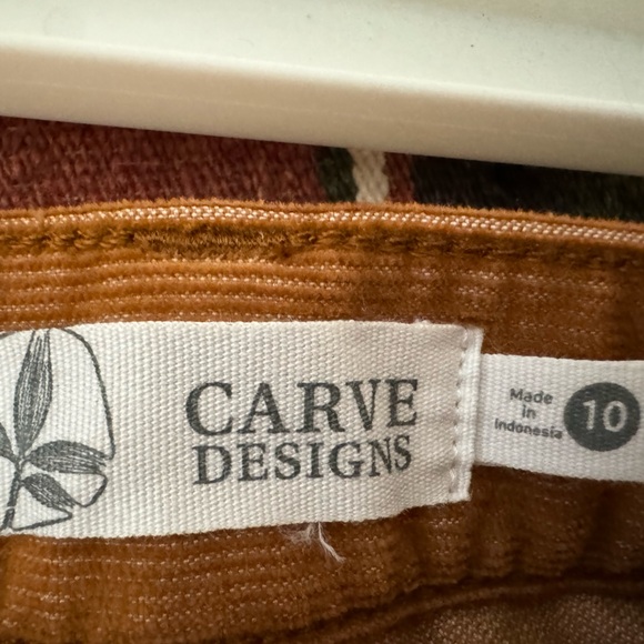 Carve Corduroy Shorts - Picture 3 of 4